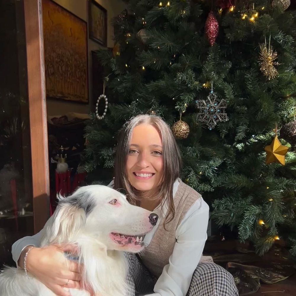 Meet your Posher, Valeria